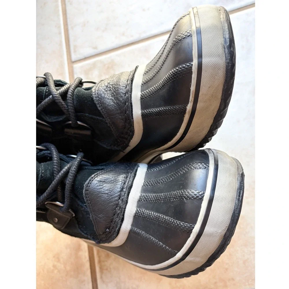 Sorel Joan of Arctic Black Waterproof Winter Snow Boots Faux Fur Trim Size 9